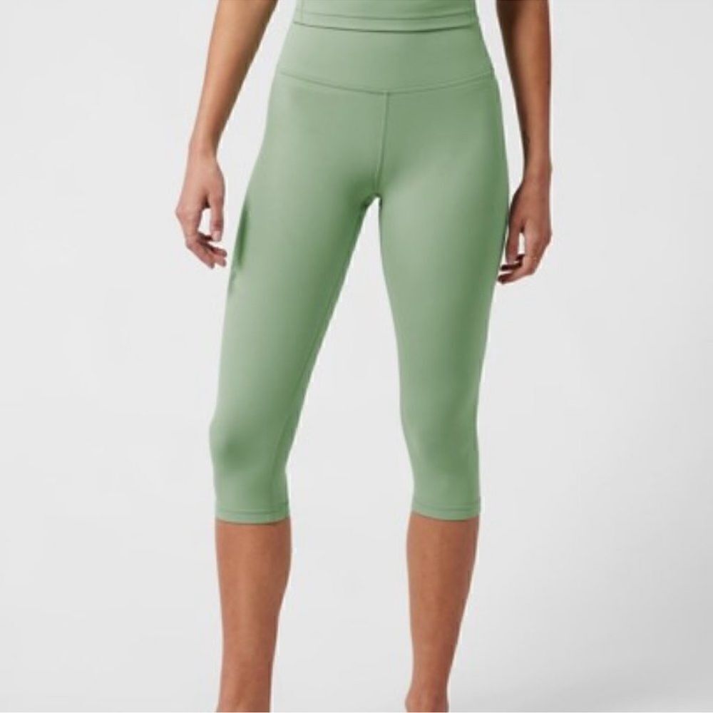 Athleta Ultra High Rise Elation Crop Tights Green SP